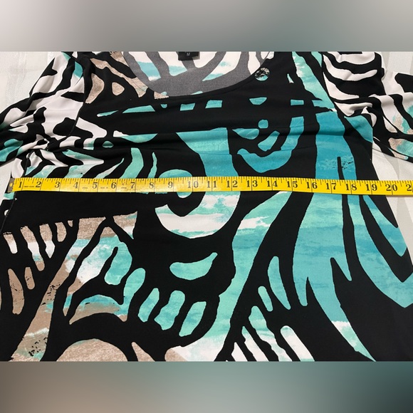 Eva Varro - Picture 4 of 6